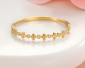 Brazalete Rígido Floral con Circonitas