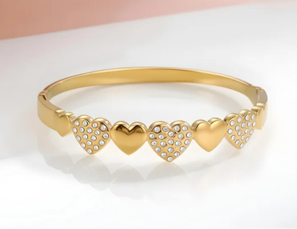 Brazalete Rígido de Corazones