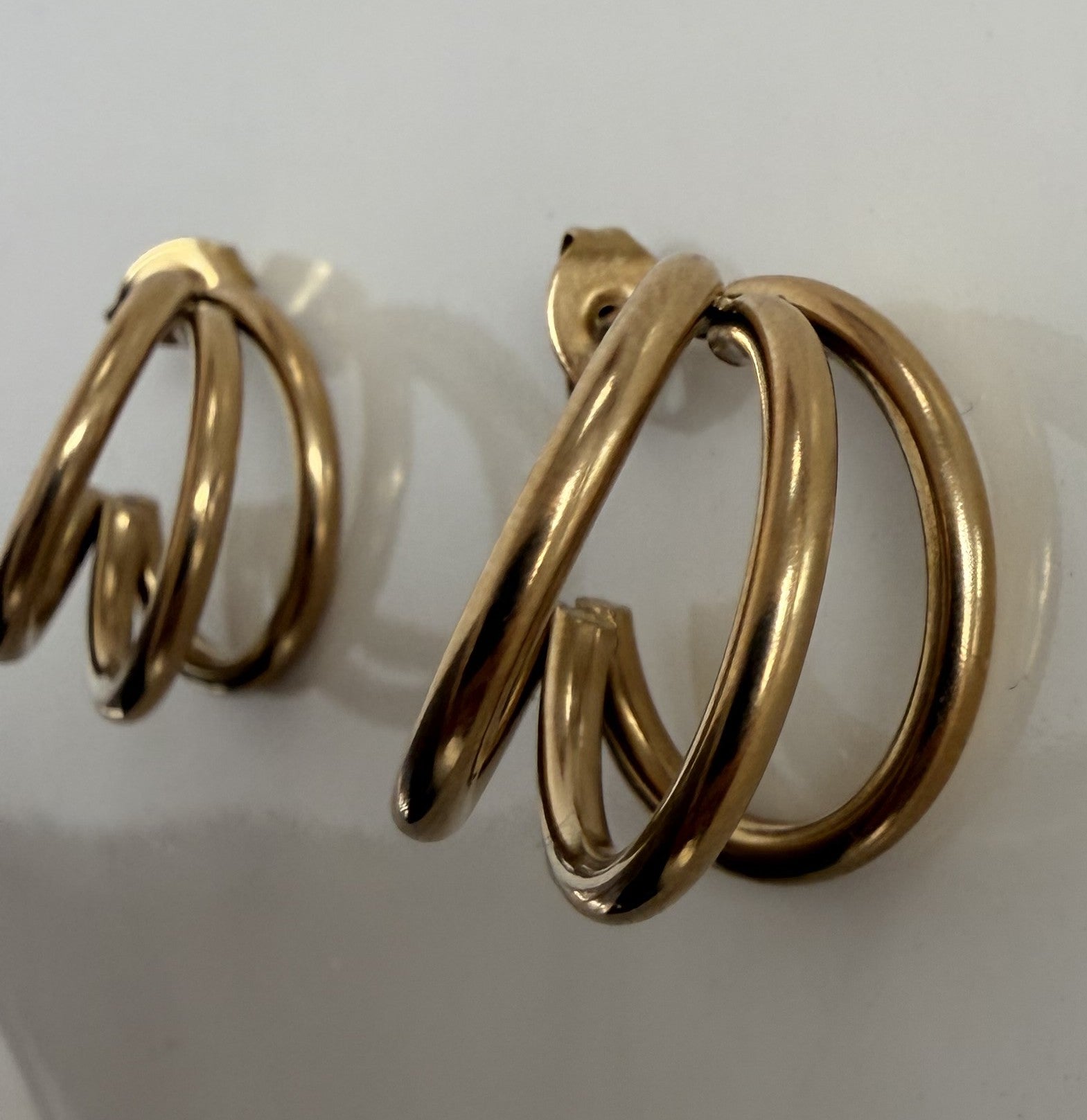 Pendientes Triple Línea