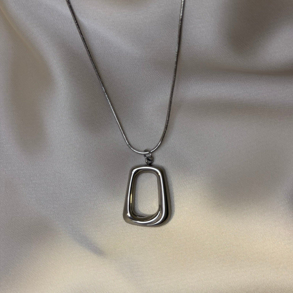 Collar Colgante Cuadrado Minimalista | Chapado Oro 18K PVD