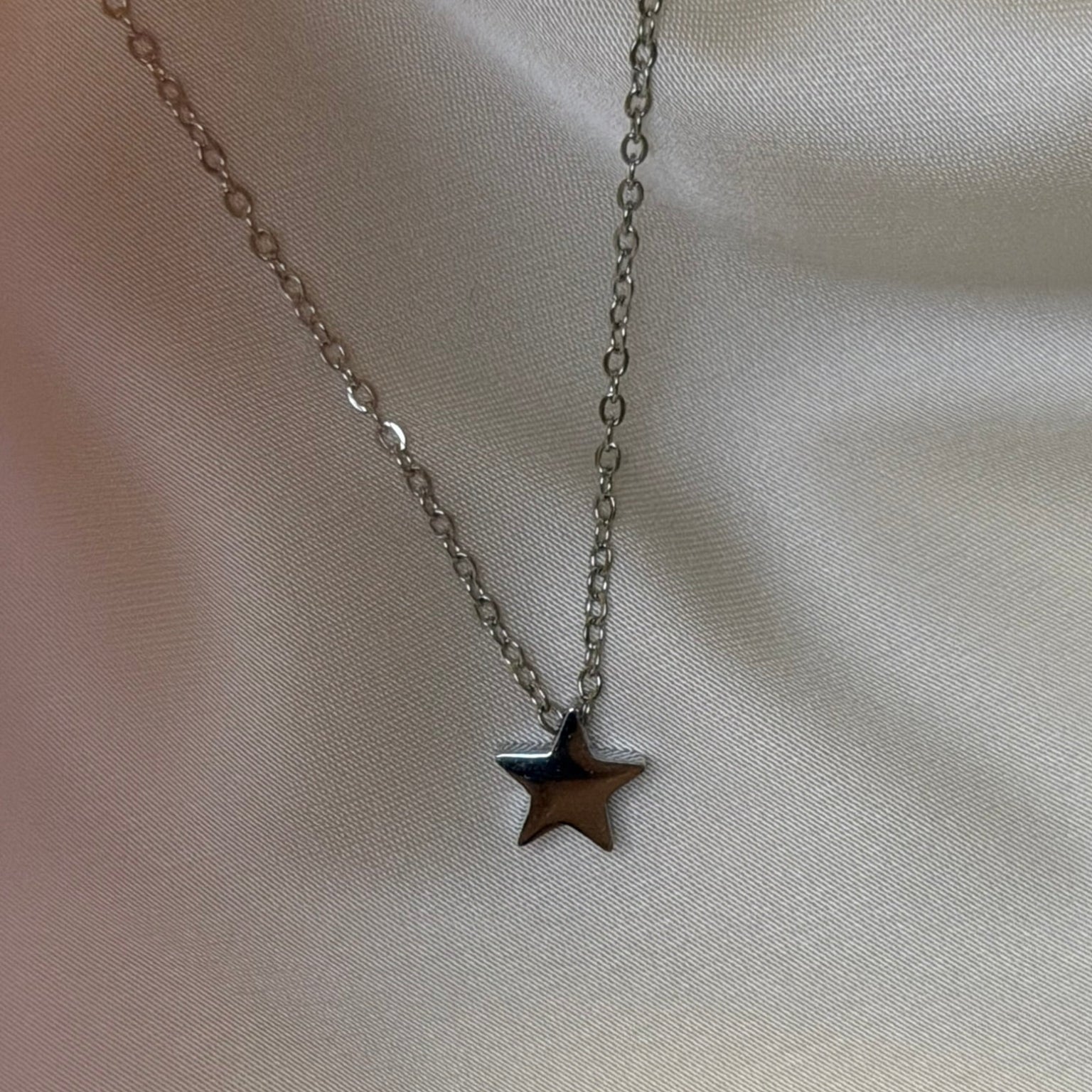 Collar Dije Estrella Bicolor